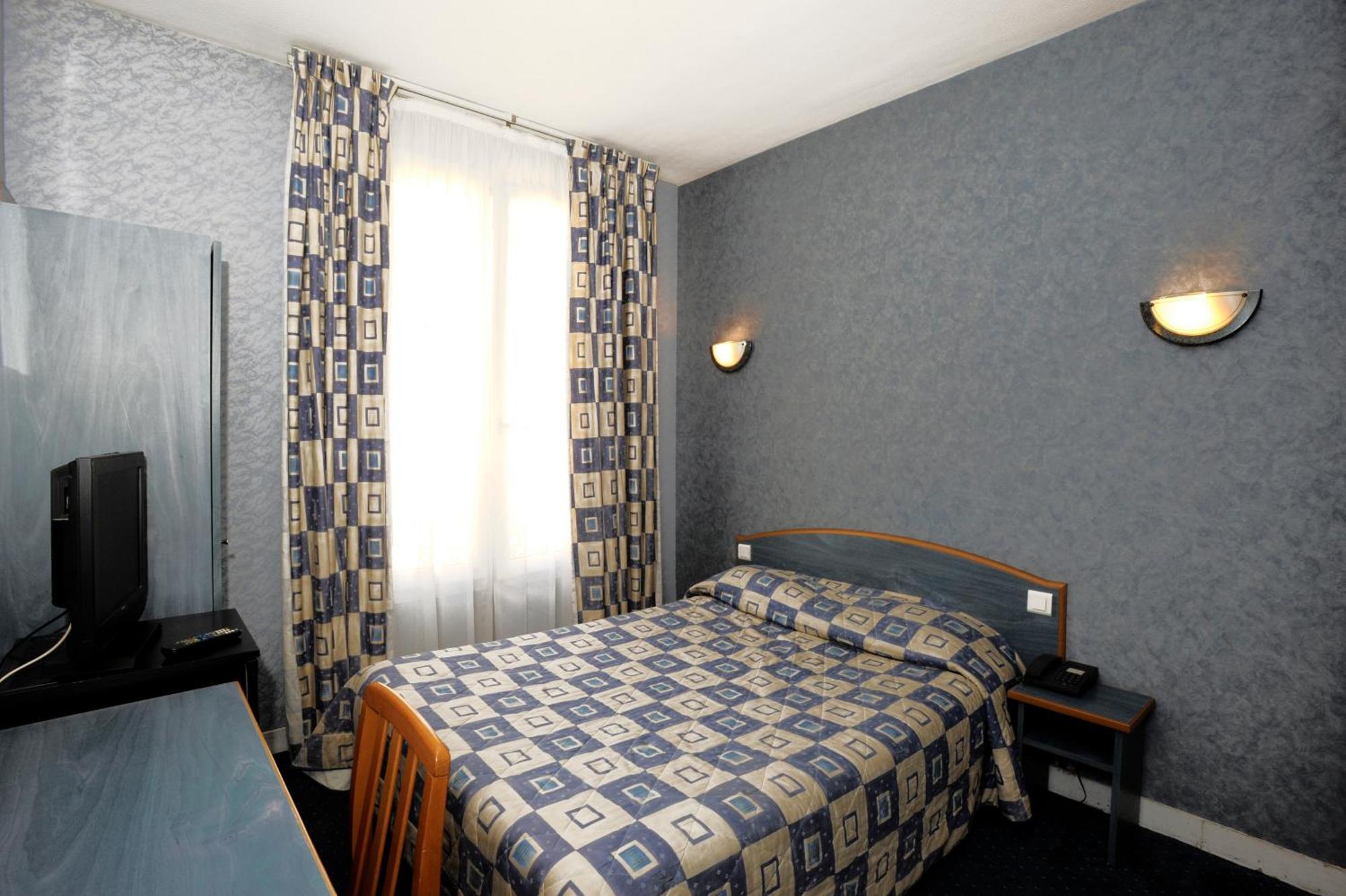 Auriane Porte De Versailles 2*