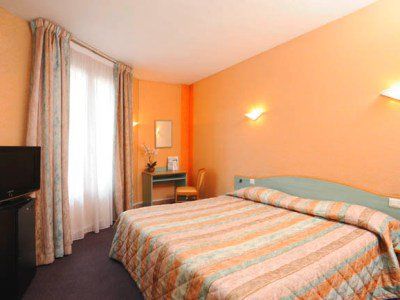 Auriane Porte De Versailles Parigi