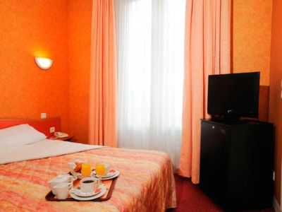 Auriane Porte De Versailles 2*