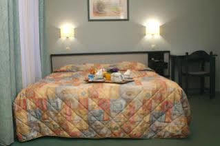 Auriane Porte De Versailles 2* Parigi